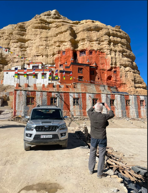 Uppar Mustang with British Client